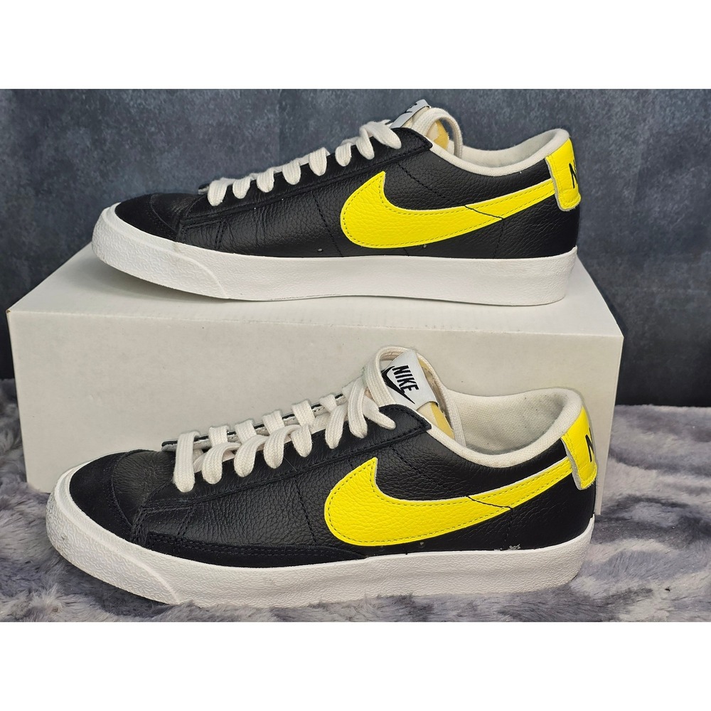 Nike Blazer Low 77 Rare Black Yellow Leather‎ Sneakers Mens/ Youth 6 EUC